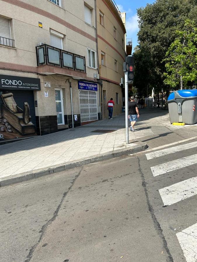 Apto Barcelona C R Leilighet Santa Coloma de Gramanet Eksteriør bilde