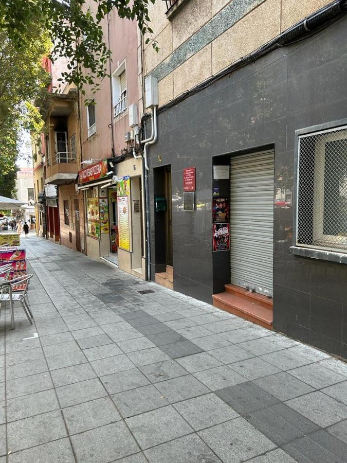 Apto Barcelona C R Leilighet Santa Coloma de Gramanet Eksteriør bilde